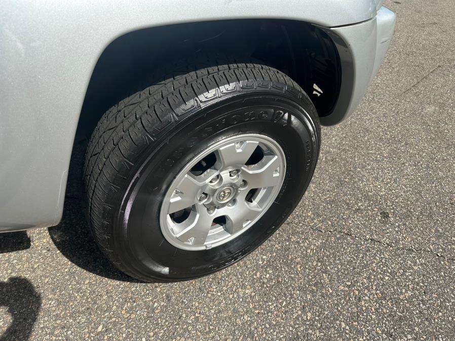 2005 Toyota Tacoma Double 141" Auto 4WD (Natl), available for sale in South Windsor, Connecticut | Mike And Tony Auto Sales, Inc. South Windsor, Connecticut 2005 Toyota Tacoma Double 141" Auto 4WD (Natl), available for sale in South Windsor, Connecticut | Mike And Tony Auto Sales, Inc. South Windsor, Connecticut