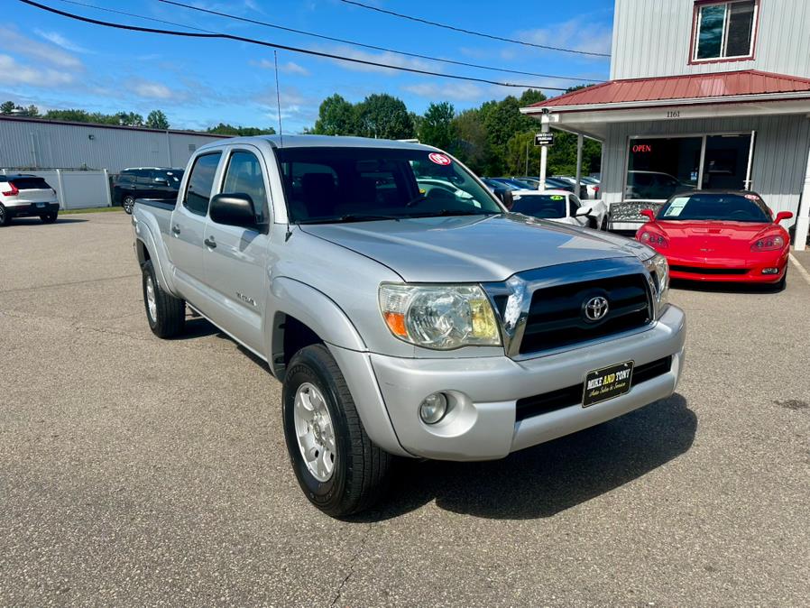2005 Toyota Tacoma Double 141" Auto 4WD (Natl), available for sale in South Windsor, Connecticut | Mike And Tony Auto Sales, Inc. South Windsor, Connecticut 2005 Toyota Tacoma Double 141" Auto 4WD (Natl), available for sale in South Windsor, Connecticut | Mike And Tony Auto Sales, Inc. South Windsor, Connecticut