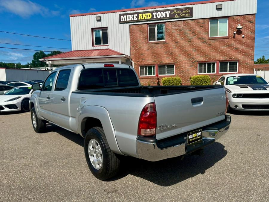 2005 Toyota Tacoma Double 141" Auto 4WD (Natl), available for sale in South Windsor, Connecticut | Mike And Tony Auto Sales, Inc. South Windsor, Connecticut 2005 Toyota Tacoma Double 141" Auto 4WD (Natl), available for sale in South Windsor, Connecticut | Mike And Tony Auto Sales, Inc. South Windsor, Connecticut