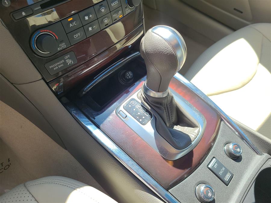 2010 Infiniti G37 Coupe 2dr x AWD, available for sale in Canton, Connecticut | Lava Motors. Canton, Connecticut 2010 Infiniti G37 Coupe 2dr x AWD, available for sale in Canton, Connecticut | Lava Motors. Canton, Connecticut