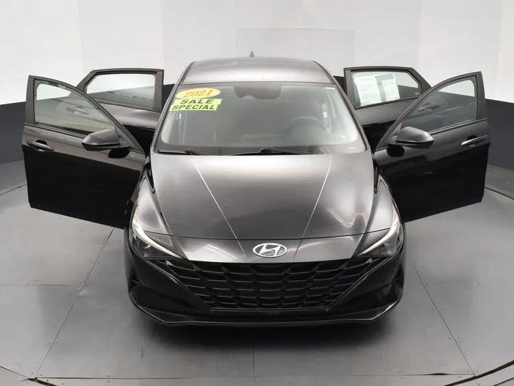 2021 Hyundai Elantra SEL Sedan 4D, available for sale in Irvington, New Jersey | NJ Used Cars Center. Irvington, New Jersey 2021 Hyundai Elantra SEL Sedan 4D, available for sale in Irvington, New Jersey | NJ Used Cars Center. Irvington, New Jersey