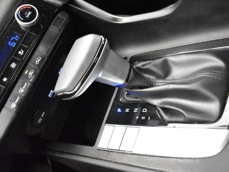 2021 Hyundai Elantra SEL Sedan 4D, available for sale in Irvington, New Jersey | NJ Used Cars Center. Irvington, New Jersey 2021 Hyundai Elantra SEL Sedan 4D, available for sale in Irvington, New Jersey | NJ Used Cars Center. Irvington, New Jersey