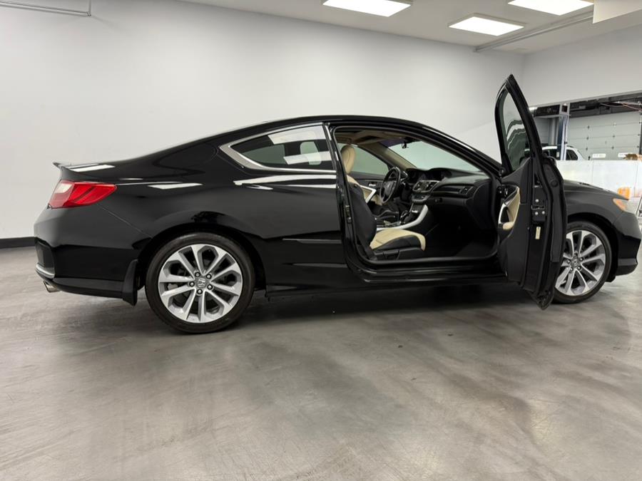 2014 Honda Accord Coupe 2dr V6 Auto EX-L w/Navi, available for sale in Elizabeth, New Jersey | M Auto Group. Elizabeth, New Jersey 2014 Honda Accord Coupe 2dr V6 Auto EX-L w/Navi, available for sale in Elizabeth, New Jersey | M Auto Group. Elizabeth, New Jersey