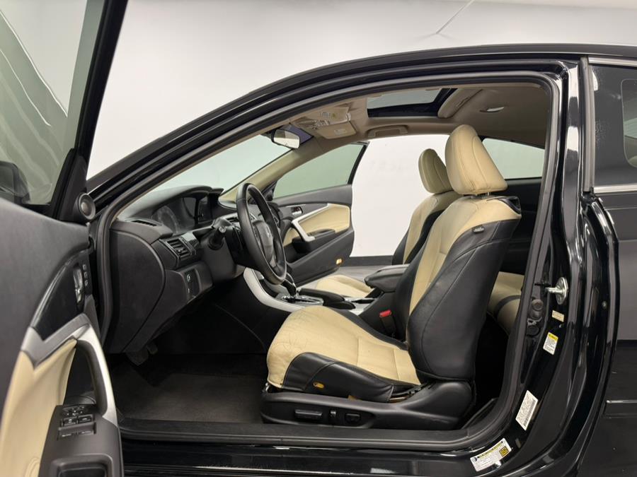 2014 Honda Accord Coupe 2dr V6 Auto EX-L w/Navi, available for sale in Elizabeth, New Jersey | M Auto Group. Elizabeth, New Jersey 2014 Honda Accord Coupe 2dr V6 Auto EX-L w/Navi, available for sale in Elizabeth, New Jersey | M Auto Group. Elizabeth, New Jersey