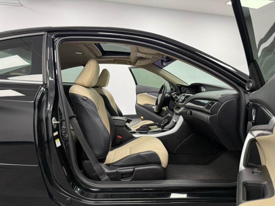 2014 Honda Accord Coupe 2dr V6 Auto EX-L w/Navi, available for sale in Elizabeth, New Jersey | M Auto Group. Elizabeth, New Jersey 2014 Honda Accord Coupe 2dr V6 Auto EX-L w/Navi, available for sale in Elizabeth, New Jersey | M Auto Group. Elizabeth, New Jersey