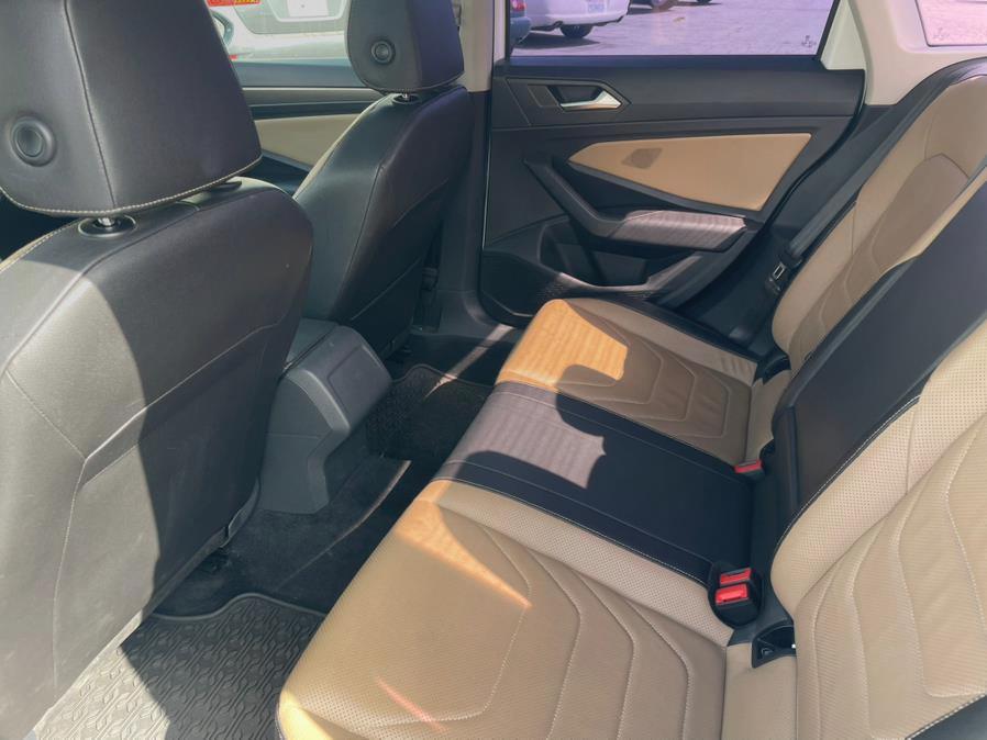 2019 Volkswagen Jetta SEL Premium Auto w/SULEV *Ltd Avail*, available for sale in Hawaiian Gardens, California | Luxe Motors. Hawaiian Gardens, California 2019 Volkswagen Jetta SEL Premium Auto w/SULEV *Ltd Avail*, available for sale in Hawaiian Gardens, California | Luxe Motors. Hawaiian Gardens, California