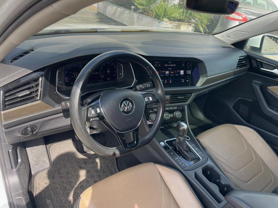 2019 Volkswagen Jetta SEL Premium Auto w/SULEV *Ltd Avail*, available for sale in Hawaiian Gardens, California | Luxe Motors. Hawaiian Gardens, California 2019 Volkswagen Jetta SEL Premium Auto w/SULEV *Ltd Avail*, available for sale in Hawaiian Gardens, California | Luxe Motors. Hawaiian Gardens, California