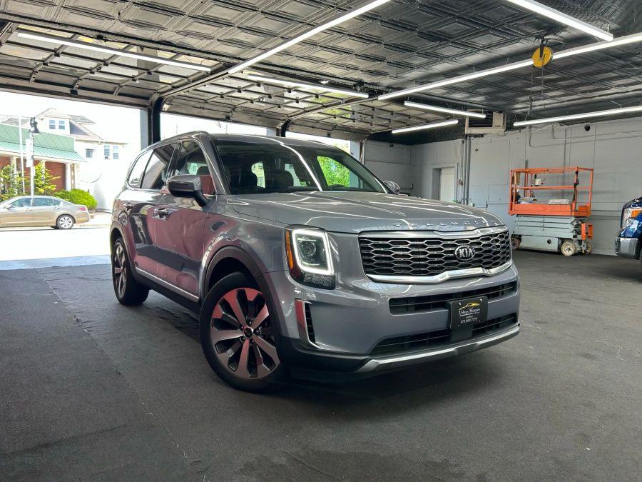 2020 Kia Telluride S Sport Utility 4D, available for sale in Garfield, New Jersey | Urban Motors Collection. Garfield, New Jersey 2020 Kia Telluride S Sport Utility 4D, available for sale in Garfield, New Jersey | Urban Motors Collection. Garfield, New Jersey