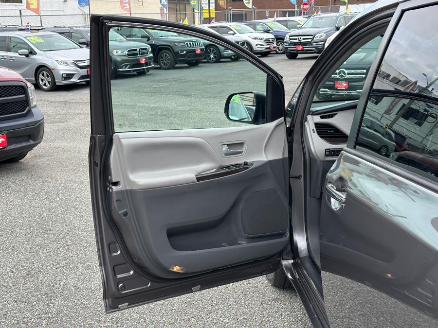 2016 Toyota Sienna 5dr 7-Pass Van XLE AWD (Natl), available for sale in Irvington , New Jersey | Auto Haus of Irvington Corp. Irvington , New Jersey 2016 Toyota Sienna 5dr 7-Pass Van XLE AWD (Natl), available for sale in Irvington , New Jersey | Auto Haus of Irvington Corp. Irvington , New Jersey
