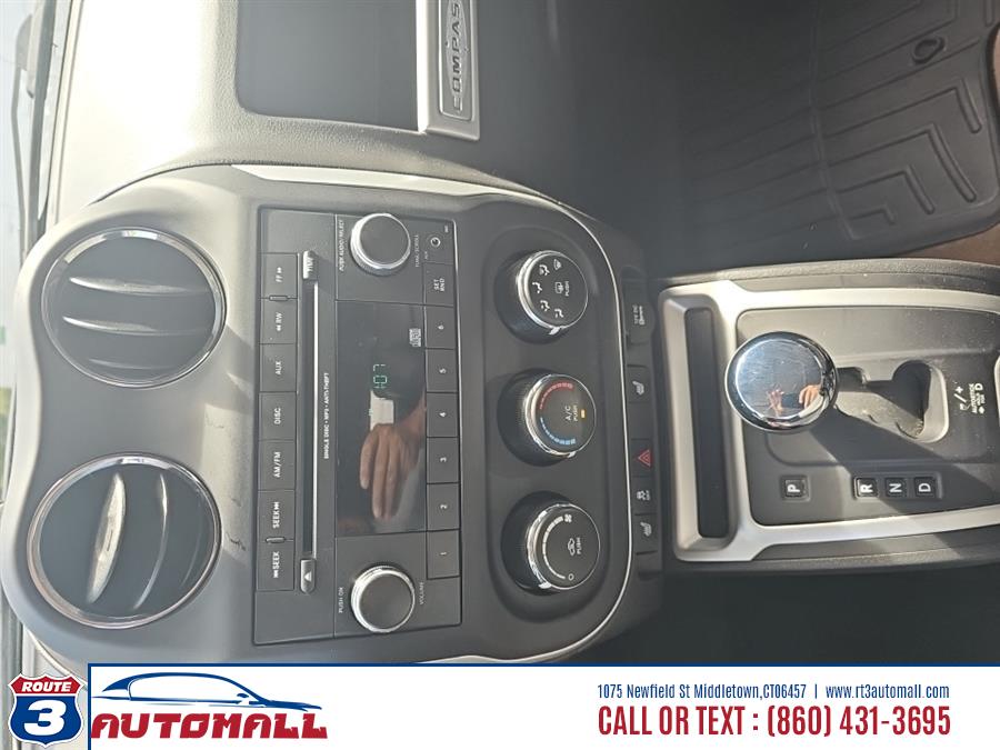 2015 Jeep Compass 4WD 4dr High Altitude Edition, available for sale in Middletown, Connecticut | RT 3 AUTO MALL LLC. Middletown, Connecticut 2015 Jeep Compass 4WD 4dr High Altitude Edition, available for sale in Middletown, Connecticut | RT 3 AUTO MALL LLC. Middletown, Connecticut