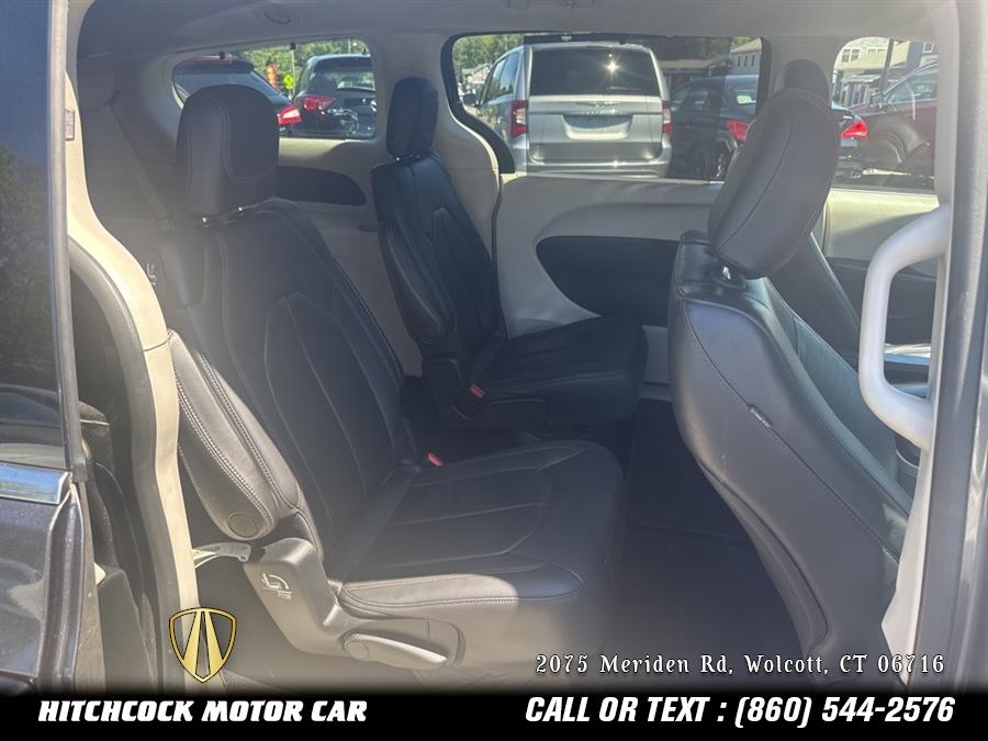 2017 Chrysler Pacifica Touring L, available for sale in Wolcott, Connecticut | Hitchcock Motor Car. Wolcott, Connecticut 2017 Chrysler Pacifica Touring L, available for sale in Wolcott, Connecticut | Hitchcock Motor Car. Wolcott, Connecticut