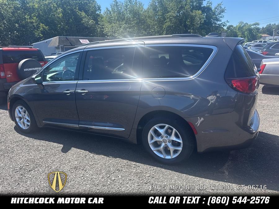 2017 Chrysler Pacifica Touring L, available for sale in Wolcott, Connecticut | Hitchcock Motor Car. Wolcott, Connecticut 2017 Chrysler Pacifica Touring L, available for sale in Wolcott, Connecticut | Hitchcock Motor Car. Wolcott, Connecticut