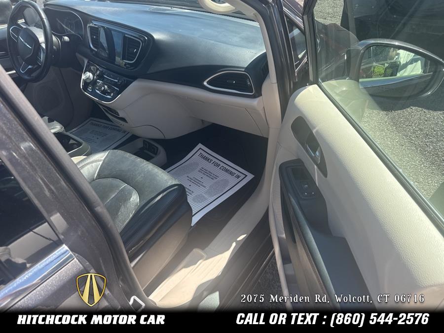 2017 Chrysler Pacifica Touring L, available for sale in Wolcott, Connecticut | Hitchcock Motor Car. Wolcott, Connecticut 2017 Chrysler Pacifica Touring L, available for sale in Wolcott, Connecticut | Hitchcock Motor Car. Wolcott, Connecticut