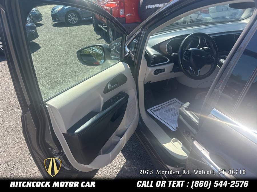 2017 Chrysler Pacifica Touring L, available for sale in Wolcott, Connecticut | Hitchcock Motor Car. Wolcott, Connecticut 2017 Chrysler Pacifica Touring L, available for sale in Wolcott, Connecticut | Hitchcock Motor Car. Wolcott, Connecticut