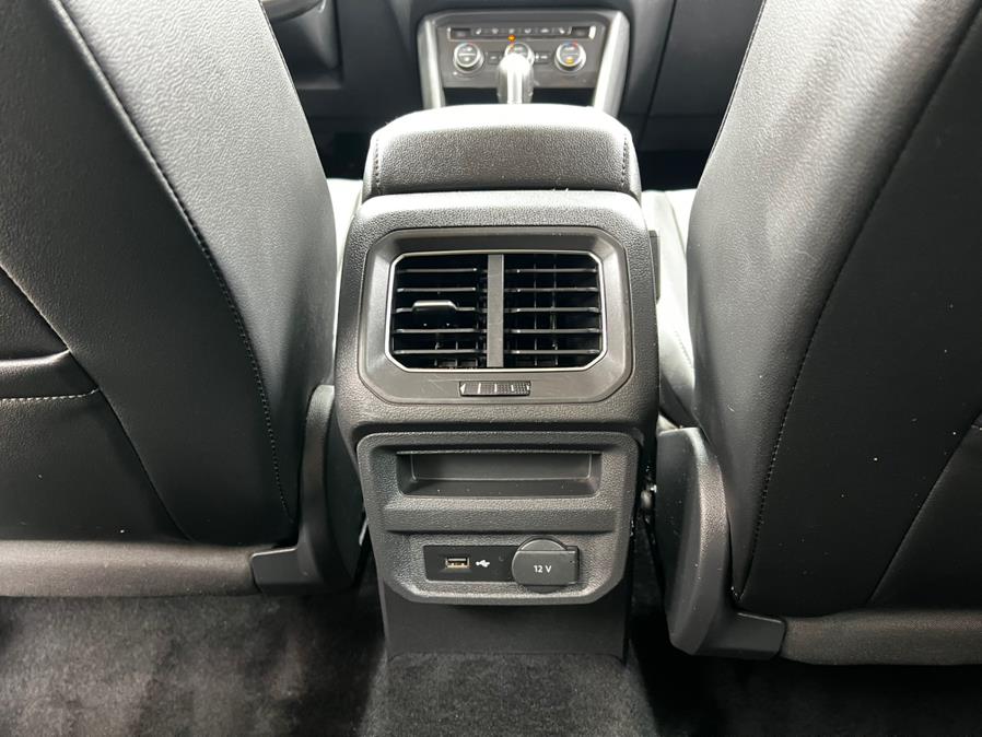 2018 Volkswagen Tiguan 2.0T SE 4MOTION, available for sale in Irvington, New Jersey | Elis Motors Corp. Irvington, New Jersey 2018 Volkswagen Tiguan 2.0T SE 4MOTION, available for sale in Irvington, New Jersey | Elis Motors Corp. Irvington, New Jersey