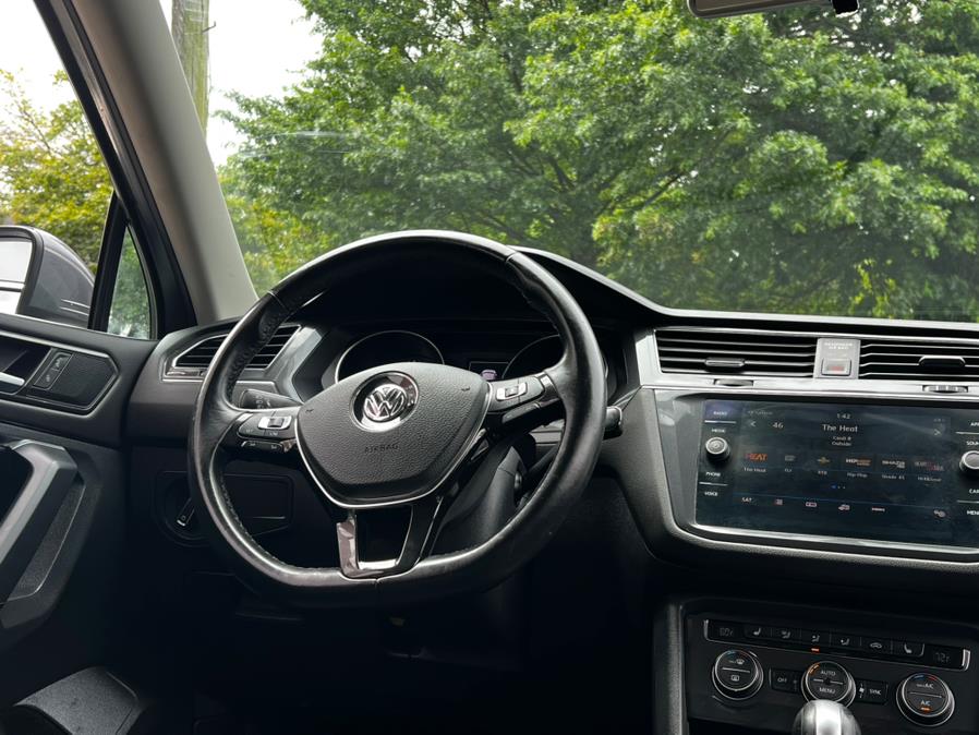2018 Volkswagen Tiguan 2.0T SE 4MOTION, available for sale in Irvington, New Jersey | Elis Motors Corp. Irvington, New Jersey 2018 Volkswagen Tiguan 2.0T SE 4MOTION, available for sale in Irvington, New Jersey | Elis Motors Corp. Irvington, New Jersey