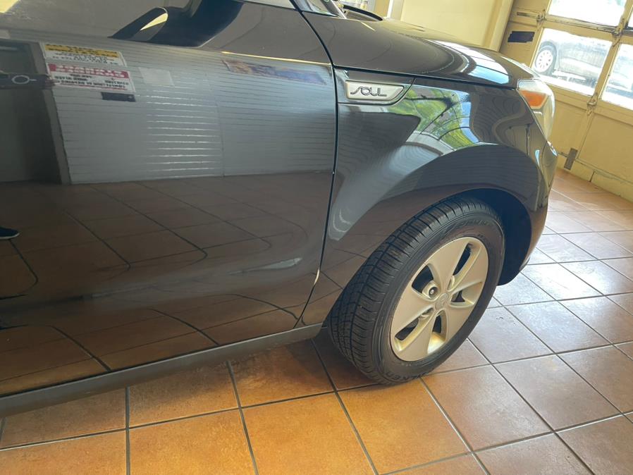 2015 Kia Soul 5dr Wgn Auto Base, available for sale in Suffern, New York | Rockland Motor Sport. Suffern, New York 2015 Kia Soul 5dr Wgn Auto Base, available for sale in Suffern, New York | Rockland Motor Sport. Suffern, New York