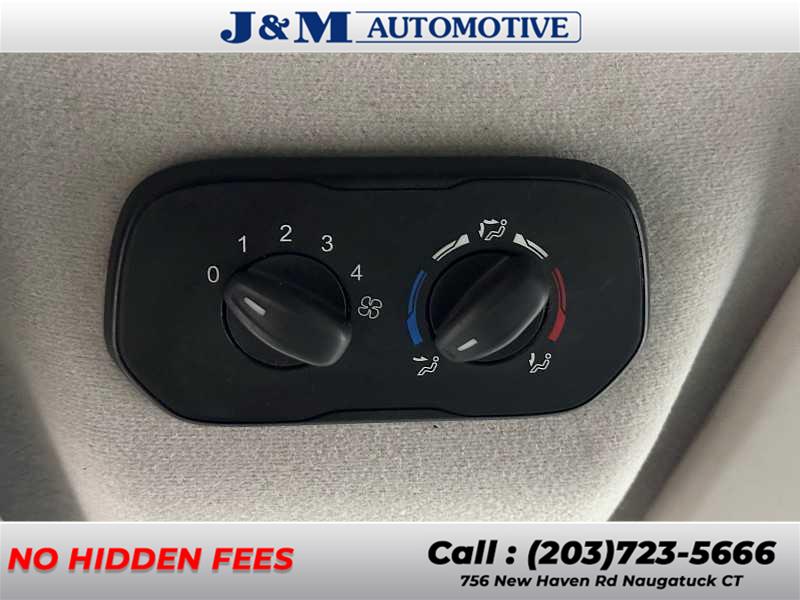 2016 Ford Transit XLT, available for sale in Naugatuck, Connecticut | J&M Automotive Sls&Svc LLC. Naugatuck, Connecticut 2016 Ford Transit XLT, available for sale in Naugatuck, Connecticut | J&M Automotive Sls&Svc LLC. Naugatuck, Connecticut