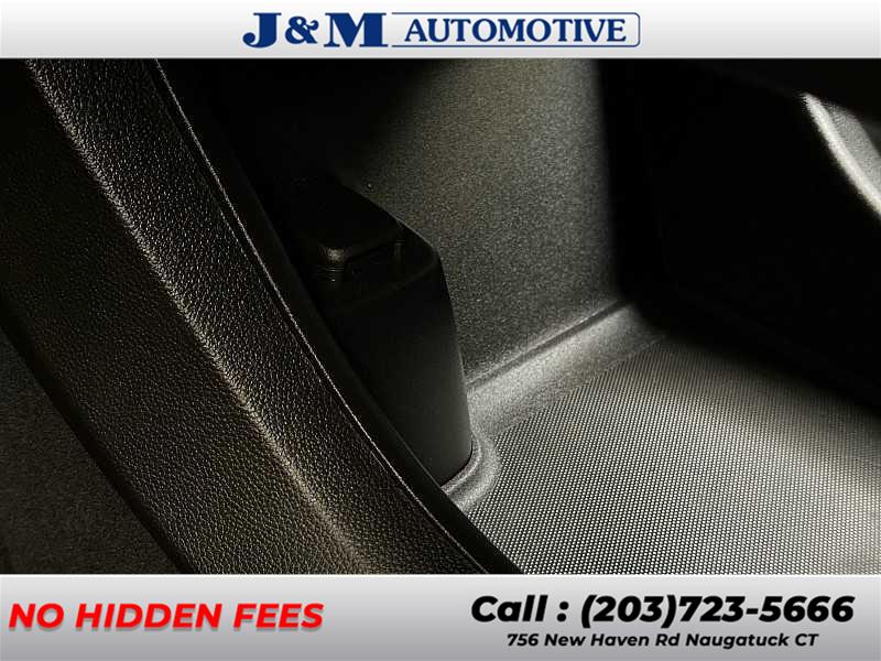 2018 Buick Enclave Premium, available for sale in Naugatuck, Connecticut | J&M Automotive Sls&Svc LLC. Naugatuck, Connecticut 2018 Buick Enclave Premium, available for sale in Naugatuck, Connecticut | J&M Automotive Sls&Svc LLC. Naugatuck, Connecticut