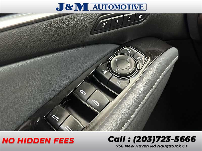 2018 Buick Enclave Premium, available for sale in Naugatuck, Connecticut | J&M Automotive Sls&Svc LLC. Naugatuck, Connecticut 2018 Buick Enclave Premium, available for sale in Naugatuck, Connecticut | J&M Automotive Sls&Svc LLC. Naugatuck, Connecticut