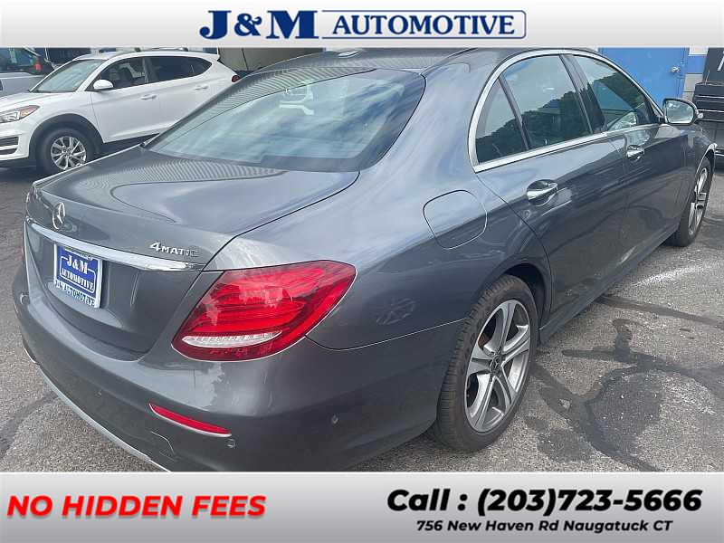 2018 Mercedes Benz E 300 photo 3