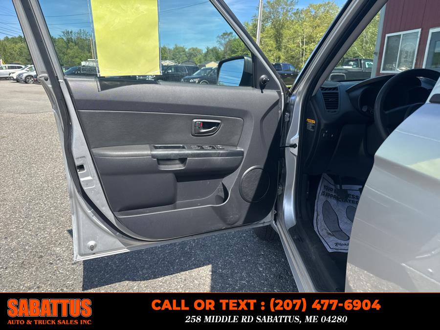 2011 Kia Soul 5dr Wgn Man, available for sale in Sabattus, Maine | Sabattus Auto and Truck Sales Inc. Sabattus, Maine 2011 Kia Soul 5dr Wgn Man, available for sale in Sabattus, Maine | Sabattus Auto and Truck Sales Inc. Sabattus, Maine