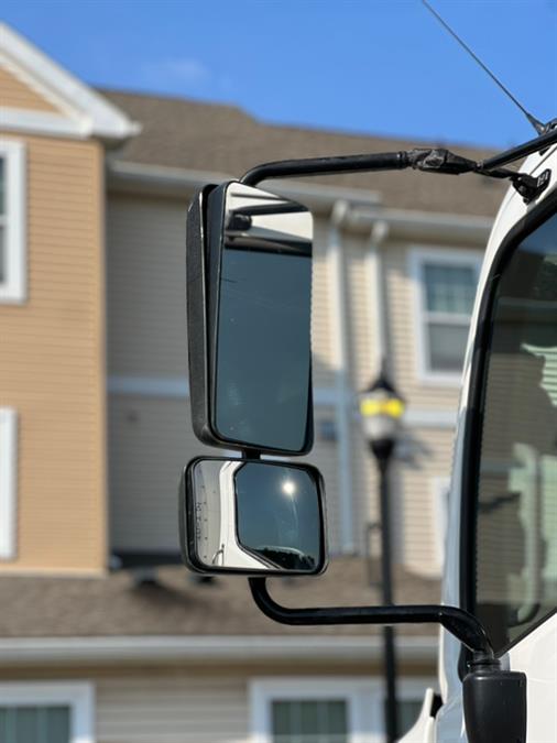 2019 HINO 268A 26FT SUPREME BOX PALFINGER LIFTGATE, available for sale in Paterson, New Jersey | Speedway Commercial Motors LLC. Paterson, New Jersey 2019 HINO 268A 26FT SUPREME BOX PALFINGER LIFTGATE, available for sale in Paterson, New Jersey | Speedway Commercial Motors LLC. Paterson, New Jersey