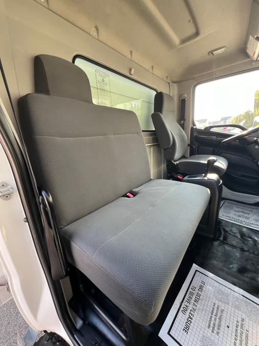 2019 HINO 268A 26FT SUPREME BOX PALFINGER LIFTGATE, available for sale in Paterson, New Jersey | Speedway Commercial Motors LLC. Paterson, New Jersey 2019 HINO 268A 26FT SUPREME BOX PALFINGER LIFTGATE, available for sale in Paterson, New Jersey | Speedway Commercial Motors LLC. Paterson, New Jersey