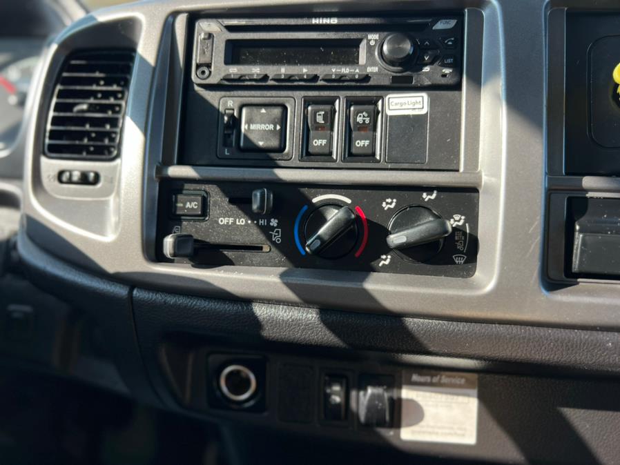 2019 HINO 268A 26FT SUPREME BOX PALFINGER LIFTGATE, available for sale in Paterson, New Jersey | Speedway Motors LLC. Paterson, New Jersey 2019 HINO 268A 26FT SUPREME BOX PALFINGER LIFTGATE, available for sale in Paterson, New Jersey | Speedway Motors LLC. Paterson, New Jersey