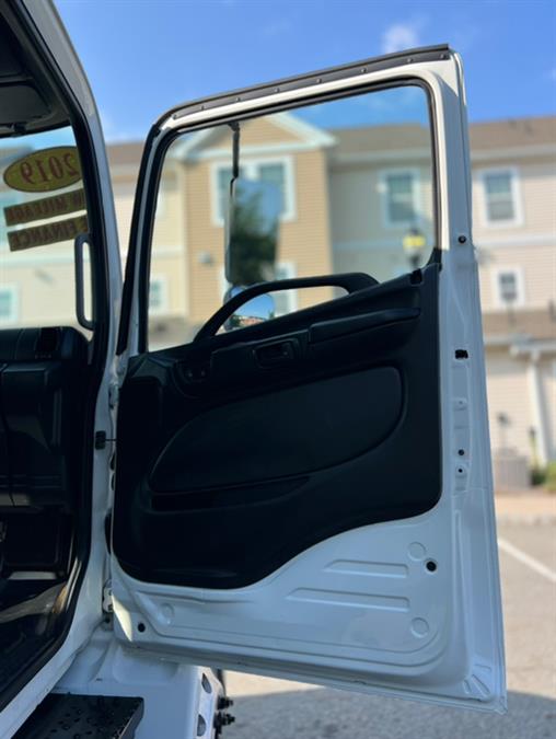 2019 HINO 268A 26FT SUPREME BOX PALFINGER LIFTGATE, available for sale in Paterson, New Jersey | Speedway Motors LLC. Paterson, New Jersey 2019 HINO 268A 26FT SUPREME BOX PALFINGER LIFTGATE, available for sale in Paterson, New Jersey | Speedway Motors LLC. Paterson, New Jersey