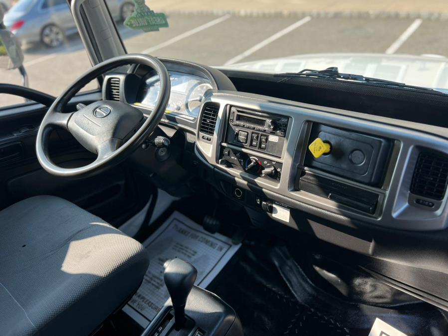 2019 HINO 268A 26FT SUPREME BOX PALFINGER LIFTGATE, available for sale in Paterson, New Jersey | Speedway Motors LLC. Paterson, New Jersey 2019 HINO 268A 26FT SUPREME BOX PALFINGER LIFTGATE, available for sale in Paterson, New Jersey | Speedway Motors LLC. Paterson, New Jersey