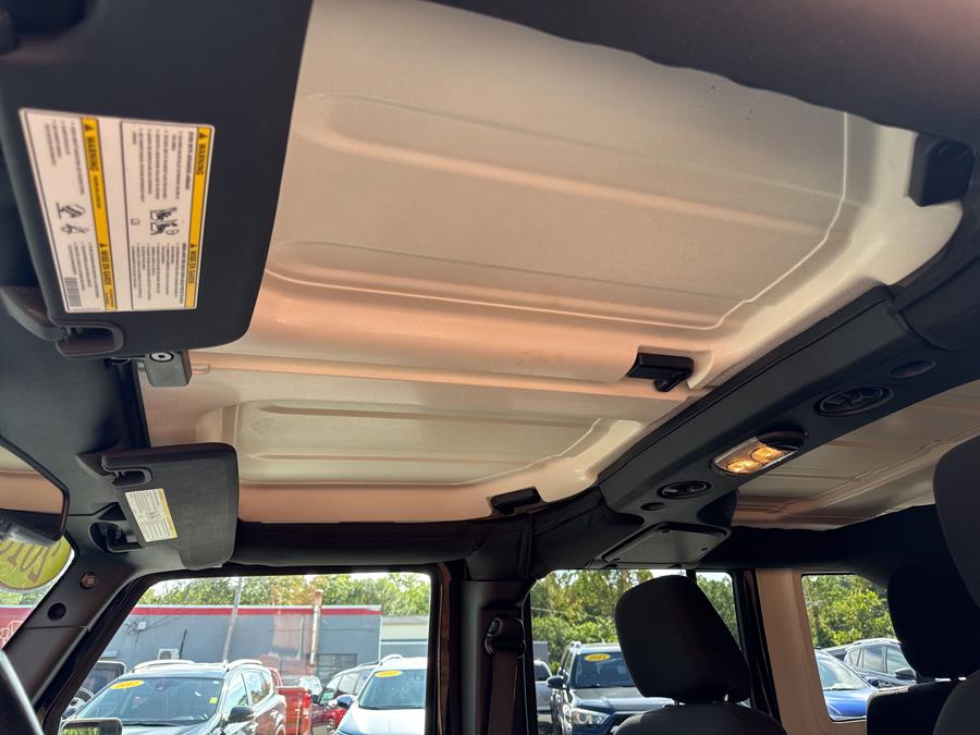 2018 Jeep Wrangler JK Unlimited Sport S 4x4, available for sale in Waterbury, Connecticut | National Auto Brokers, Inc.. Waterbury, Connecticut 2018 Jeep Wrangler JK Unlimited Sport S 4x4, available for sale in Waterbury, Connecticut | National Auto Brokers, Inc.. Waterbury, Connecticut
