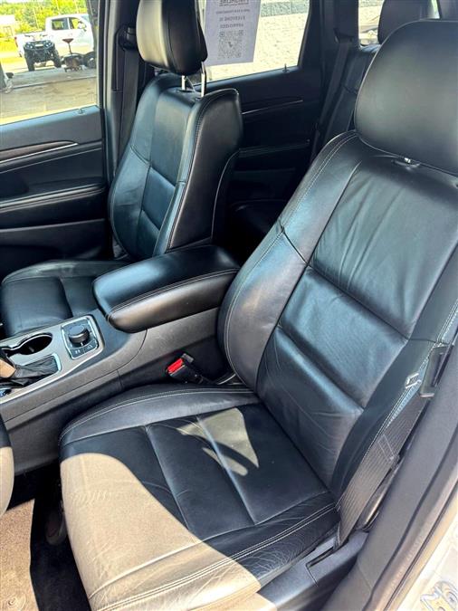 2017 Jeep Grand Cherokee Limited Sport Utility 4D, available for sale in Wolcott, New York | Auto Hunter CNY. Wolcott, New York 2017 Jeep Grand Cherokee Limited Sport Utility 4D, available for sale in Wolcott, New York | Auto Hunter CNY. Wolcott, New York
