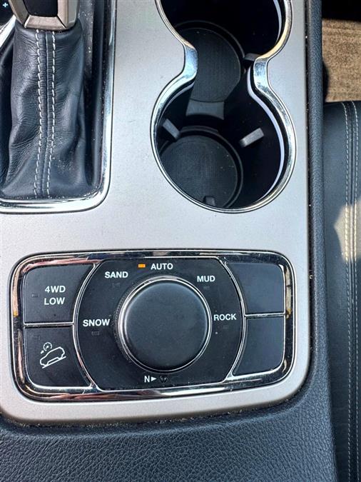 2017 Jeep Grand Cherokee Limited Sport Utility 4D, available for sale in Wolcott, New York | Auto Hunter CNY. Wolcott, New York 2017 Jeep Grand Cherokee Limited Sport Utility 4D, available for sale in Wolcott, New York | Auto Hunter CNY. Wolcott, New York