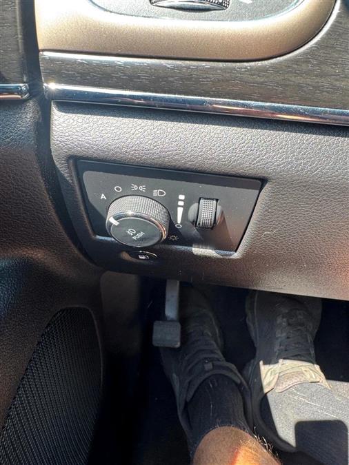 2017 Jeep Grand Cherokee Limited Sport Utility 4D, available for sale in Wolcott, New York | Auto Hunter CNY. Wolcott, New York 2017 Jeep Grand Cherokee Limited Sport Utility 4D, available for sale in Wolcott, New York | Auto Hunter CNY. Wolcott, New York