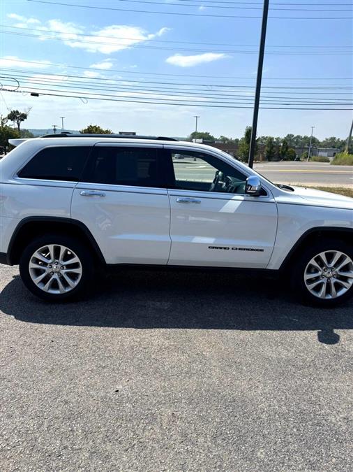 2017 Jeep Grand Cherokee Limited Sport Utility 4D, available for sale in Wolcott, New York | Auto Hunter CNY. Wolcott, New York 2017 Jeep Grand Cherokee Limited Sport Utility 4D, available for sale in Wolcott, New York | Auto Hunter CNY. Wolcott, New York
