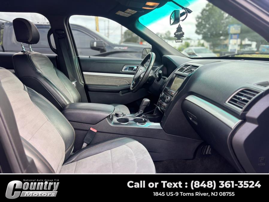 2017 Ford Explorer XLT 4WD, available for sale in Toms River, New Jersey | Country Motors. Toms River, New Jersey 2017 Ford Explorer XLT 4WD, available for sale in Toms River, New Jersey | Country Motors. Toms River, New Jersey