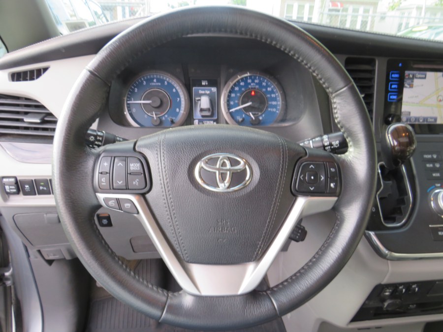 2017 Toyota Sienna XLE Premium 8 Passenger, available for sale in Middle Village, New York | Road Masters II INC. Middle Village, New York 2017 Toyota Sienna XLE Premium 8 Passenger, available for sale in Middle Village, New York | Road Masters II INC. Middle Village, New York