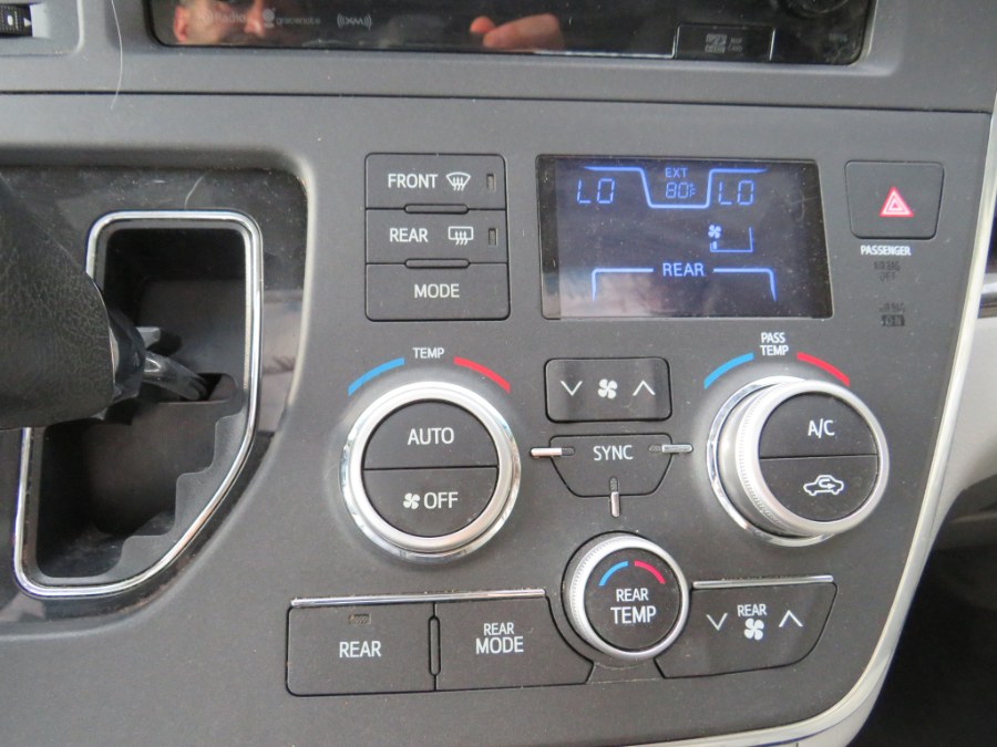 2017 Toyota Sienna XLE Premium 8 Passenger, available for sale in Middle Village, New York | Road Masters II INC. Middle Village, New York 2017 Toyota Sienna XLE Premium 8 Passenger, available for sale in Middle Village, New York | Road Masters II INC. Middle Village, New York