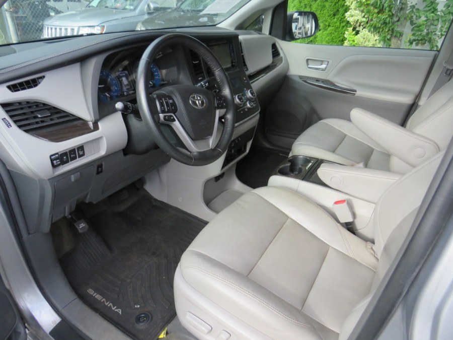 2017 Toyota Sienna XLE Premium 8 Passenger, available for sale in Middle Village, New York | Road Masters II INC. Middle Village, New York 2017 Toyota Sienna XLE Premium 8 Passenger, available for sale in Middle Village, New York | Road Masters II INC. Middle Village, New York