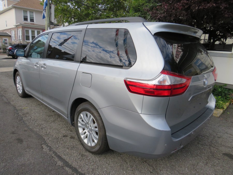 2017 Toyota Sienna XLE Premium 8 Passenger, available for sale in Middle Village, New York | Road Masters II INC. Middle Village, New York 2017 Toyota Sienna XLE Premium 8 Passenger, available for sale in Middle Village, New York | Road Masters II INC. Middle Village, New York