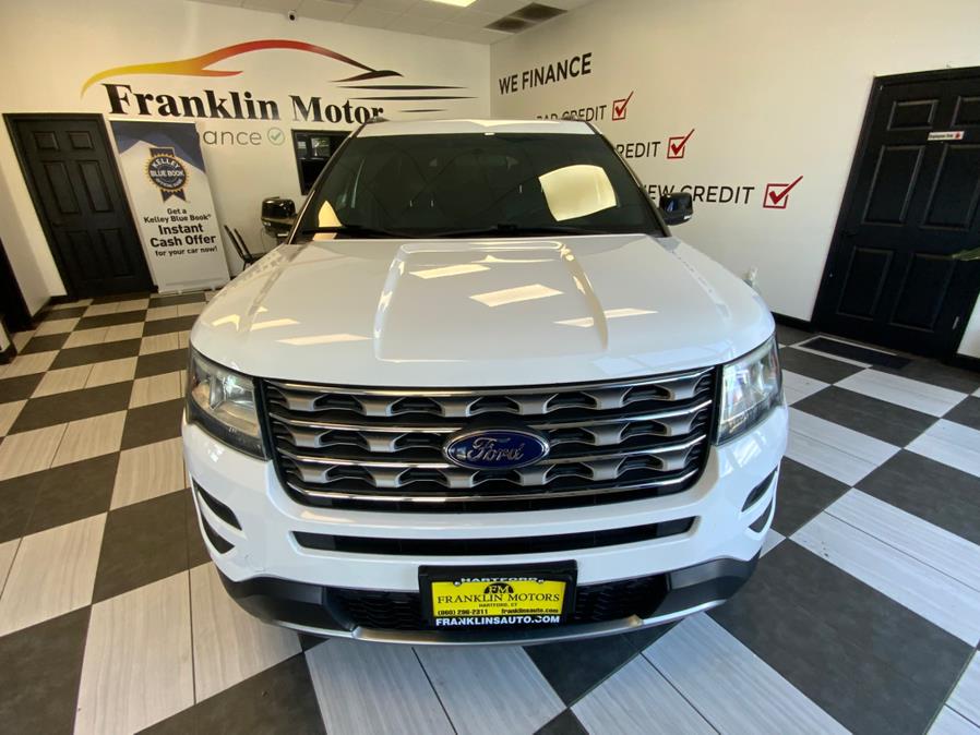 2016 Ford Explorer XLT photo 2