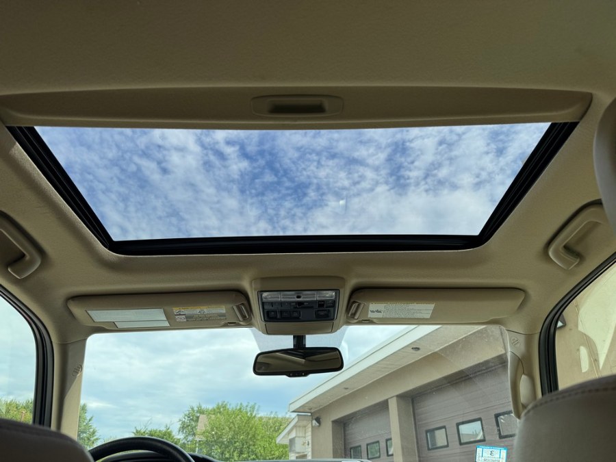 2017 Toyota 4Runner Limited 4WD (Natl), available for sale in West Springfield, Massachusetts | Union Street Auto Sales. West Springfield, Massachusetts 2017 Toyota 4Runner Limited 4WD (Natl), available for sale in West Springfield, Massachusetts | Union Street Auto Sales. West Springfield, Massachusetts