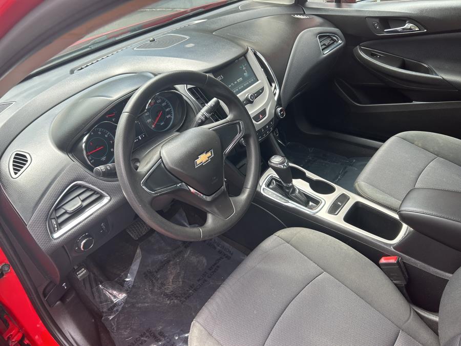 2017 Chevrolet Cruze 4dr Sdn 1.4L LS w/1SB, available for sale in Middletown, Connecticut | Newfield Auto Sales. Middletown, Connecticut 2017 Chevrolet Cruze 4dr Sdn 1.4L LS w/1SB, available for sale in Middletown, Connecticut | Newfield Auto Sales. Middletown, Connecticut