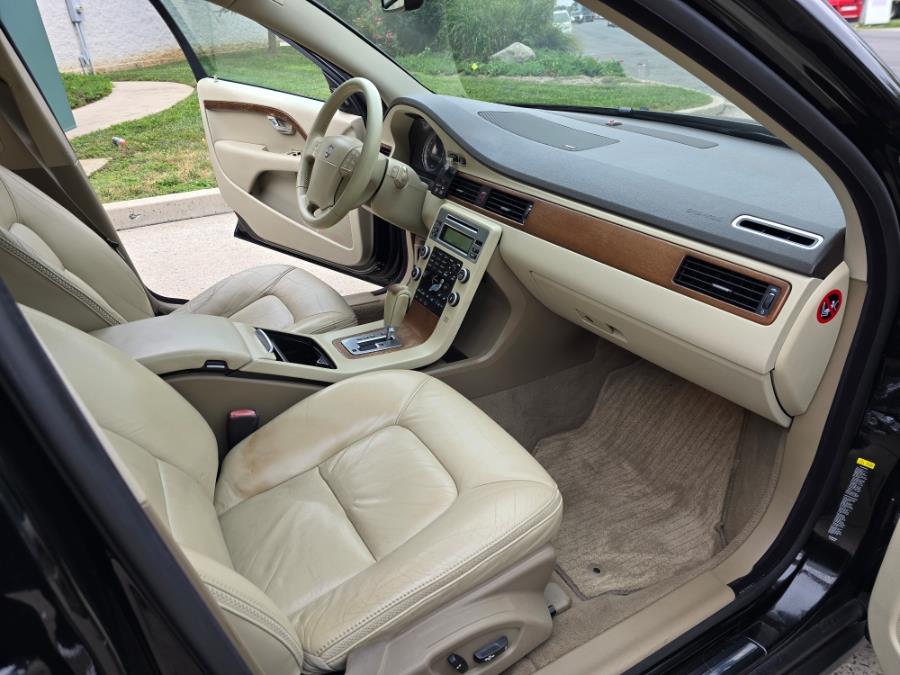 2009 Volvo XC70 4dr Wgn 3.2L w/Sunroof, available for sale in Philadelphia, Pennsylvania | Eugen's Auto Sales & Repairs. Philadelphia, Pennsylvania 2009 Volvo XC70 4dr Wgn 3.2L w/Sunroof, available for sale in Philadelphia, Pennsylvania | Eugen's Auto Sales & Repairs. Philadelphia, Pennsylvania