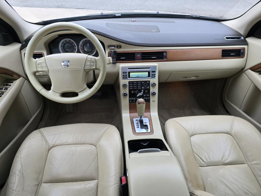 2009 Volvo XC70 4dr Wgn 3.2L w/Sunroof, available for sale in Philadelphia, Pennsylvania | Eugen's Auto Sales & Repairs. Philadelphia, Pennsylvania 2009 Volvo XC70 4dr Wgn 3.2L w/Sunroof, available for sale in Philadelphia, Pennsylvania | Eugen's Auto Sales & Repairs. Philadelphia, Pennsylvania