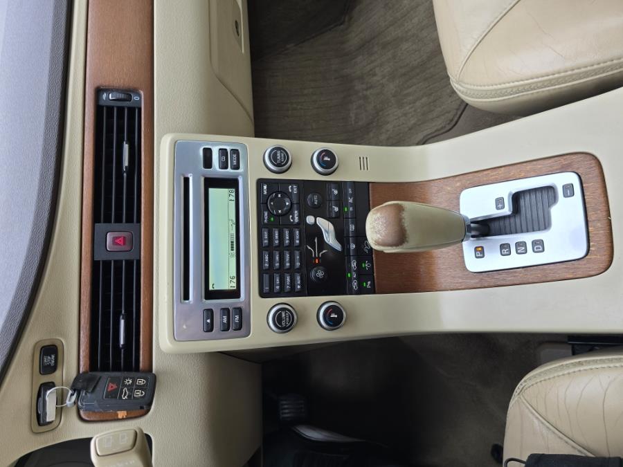 2009 Volvo XC70 4dr Wgn 3.2L w/Sunroof, available for sale in Philadelphia, Pennsylvania | Eugen's Auto Sales & Repairs. Philadelphia, Pennsylvania 2009 Volvo XC70 4dr Wgn 3.2L w/Sunroof, available for sale in Philadelphia, Pennsylvania | Eugen's Auto Sales & Repairs. Philadelphia, Pennsylvania