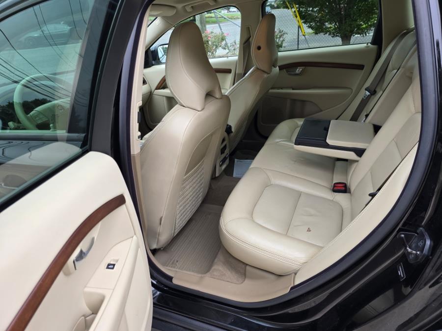 2009 Volvo XC70 4dr Wgn 3.2L w/Sunroof, available for sale in Philadelphia, Pennsylvania | Eugen's Auto Sales & Repairs. Philadelphia, Pennsylvania 2009 Volvo XC70 4dr Wgn 3.2L w/Sunroof, available for sale in Philadelphia, Pennsylvania | Eugen's Auto Sales & Repairs. Philadelphia, Pennsylvania