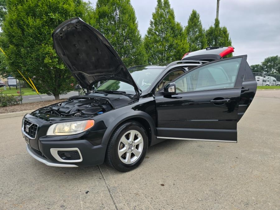 2009 Volvo XC70 4dr Wgn 3.2L w/Sunroof, available for sale in Philadelphia, Pennsylvania | Eugen's Auto Sales & Repairs. Philadelphia, Pennsylvania 2009 Volvo XC70 4dr Wgn 3.2L w/Sunroof, available for sale in Philadelphia, Pennsylvania | Eugen's Auto Sales & Repairs. Philadelphia, Pennsylvania