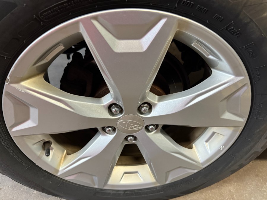 2016 Subaru Forester 4dr CVT 2.5i Premium PZEV, available for sale in Bristol, Connecticut | Bristol Auto Center LLC. Bristol, Connecticut 2016 Subaru Forester 4dr CVT 2.5i Premium PZEV, available for sale in Bristol, Connecticut | Bristol Auto Center LLC. Bristol, Connecticut